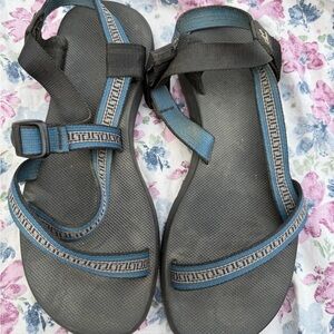 Chaco Women's Black and Blue Sandals